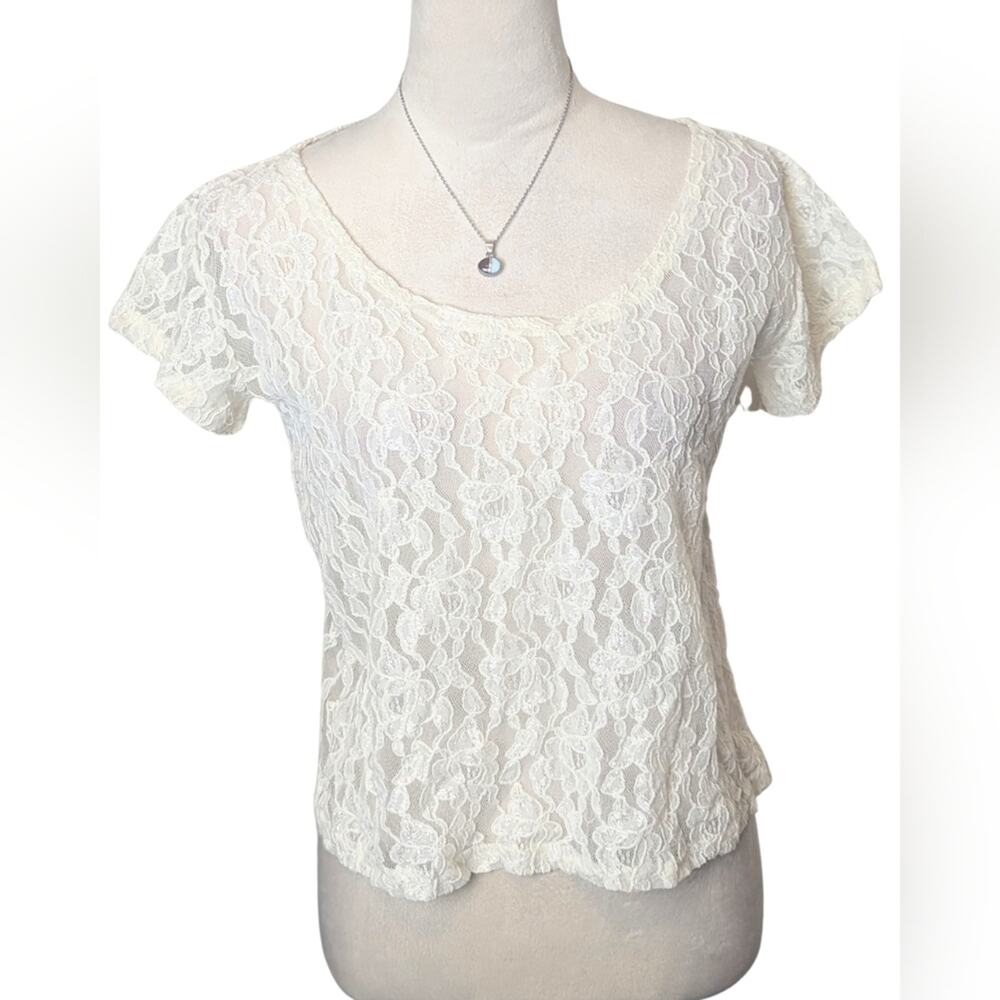 Vintage 90's/Y2K Made in USA Ivory Lace Top Coquette Romantic Sheer Floral